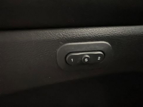 Used 2020 Jeep Grand Cherokee Limited w/ Luxury Group II image 11