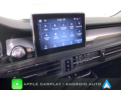 Used 2020 Lincoln Corsair Standard w/ Equipment Group 101A image 4