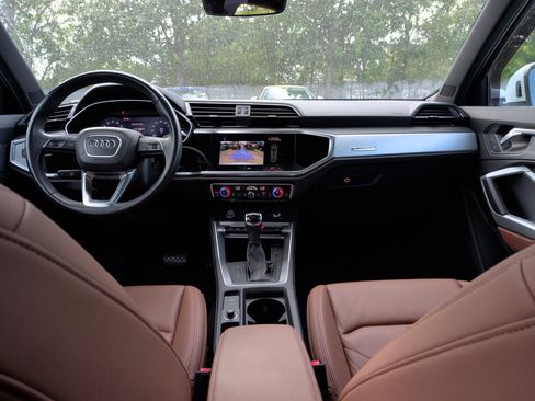 Used 2019 Audi Q3 2.0T Premium AWD/4WD image 29