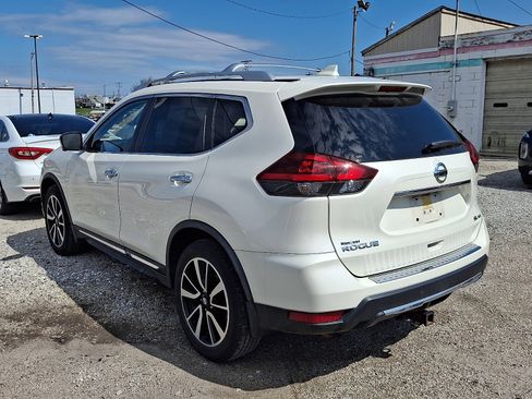 Used 2018 Nissan Rogue SL w/ Premium Package image 5