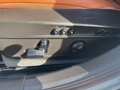 Used 2019 Alfa Romeo Giulia Ti Sport w/ Quick Order Package 22U Sport image 10