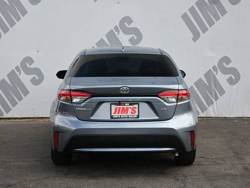 Used 2022 Toyota Corolla LE FWD image 5