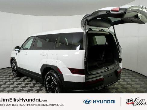 Certified 2026 Hyundai Santa Fe SE image 32