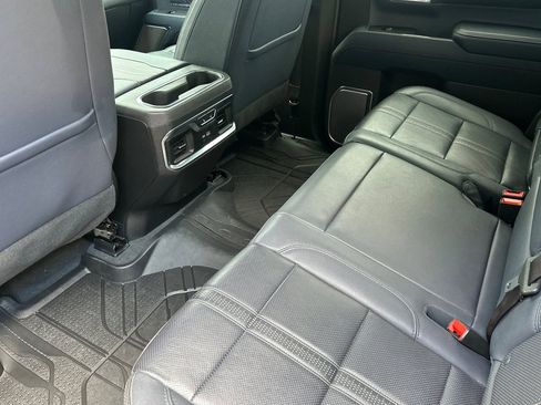 Used 2023 Chevrolet Silverado 1500 High Country w/ Technology Package AWD/4WD image 13