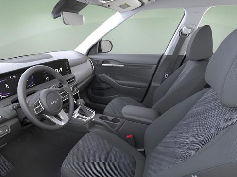 New 2026 Kia Seltos LX AWD/4WD image 35