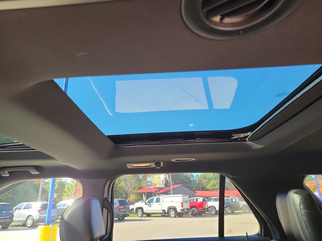 Used 2017 Ford Explorer Limited AWD/4WD image 18