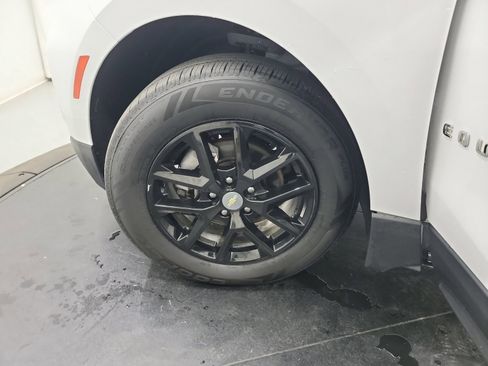 Used 2022 Chevrolet Equinox LT AWD/4WD image 29