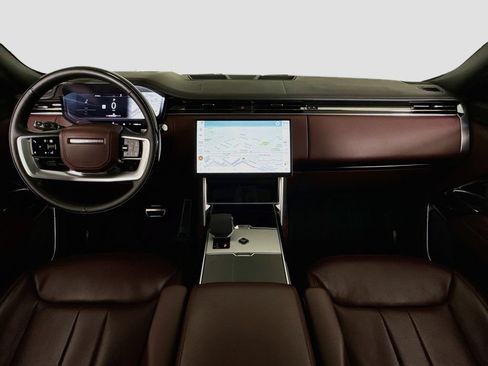 Used 2024 Land Rover Range Rover SE AWD/4WD image 9