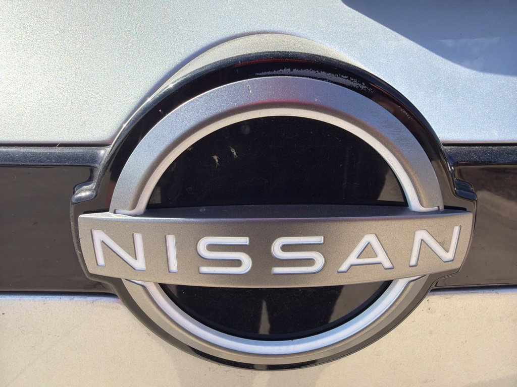 Used 2025 Nissan Pathfinder SV FWD image 13