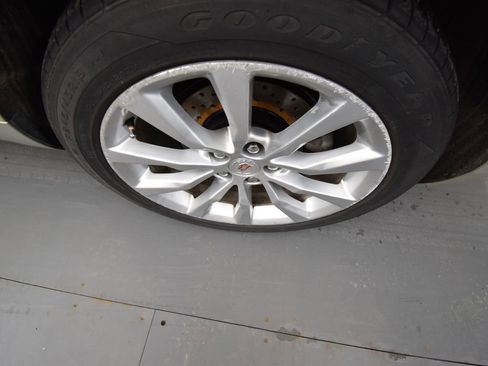 Used 2015 Cadillac XTS Luxury w/ Driver Awareness Package image 9