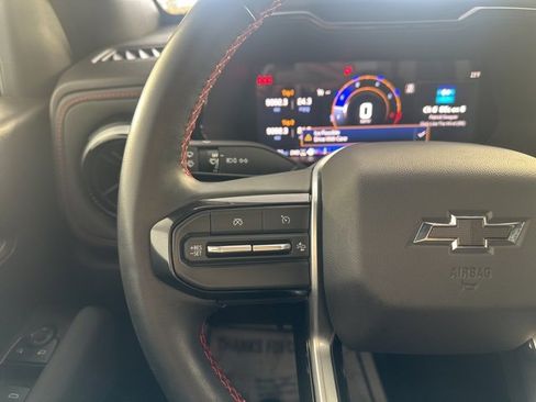 Used 2024 Chevrolet Colorado Z71 w/ Z71 Convenience Package 2 image 19