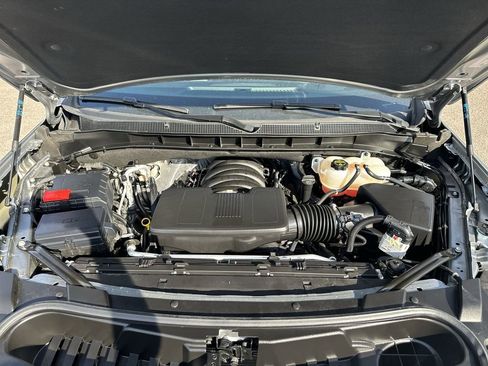 Certified 2025 Chevrolet Suburban Premier image 34