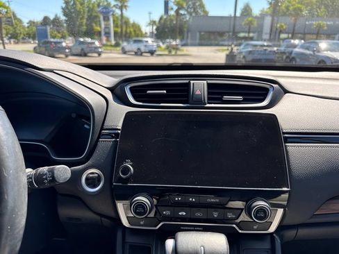 Used 2019 Honda CR-V Touring image 25