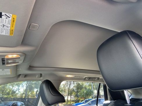 Used 2023 Toyota Highlander Platinum image 20