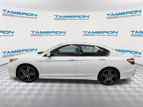 Used 2017 Honda Accord Sport image 2