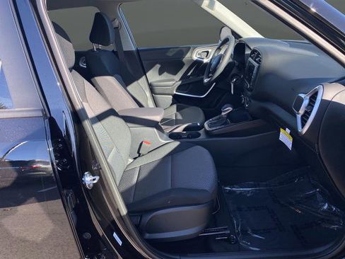 New 2025 Kia Soul LX w/ LX Technology Package image 29