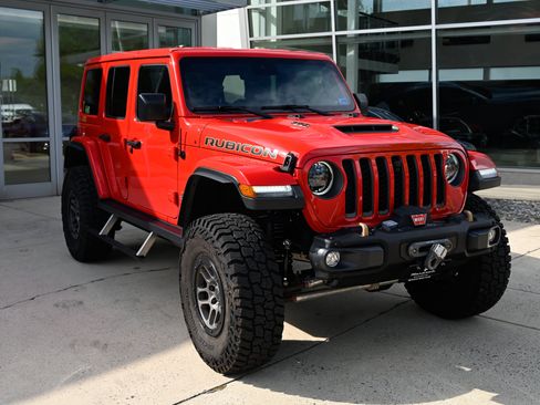 Used 2023 Jeep Wrangler Unlimited Rubicon 392 AWD/4WD image 3