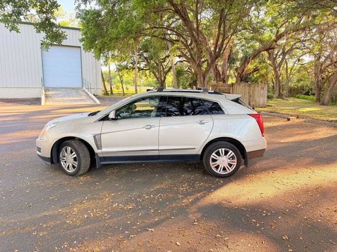 Used 2014 Cadillac SRX Luxury w/ Driver Awareness Package image 6