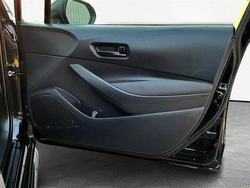 Used 2023 Toyota Corolla LE image 27