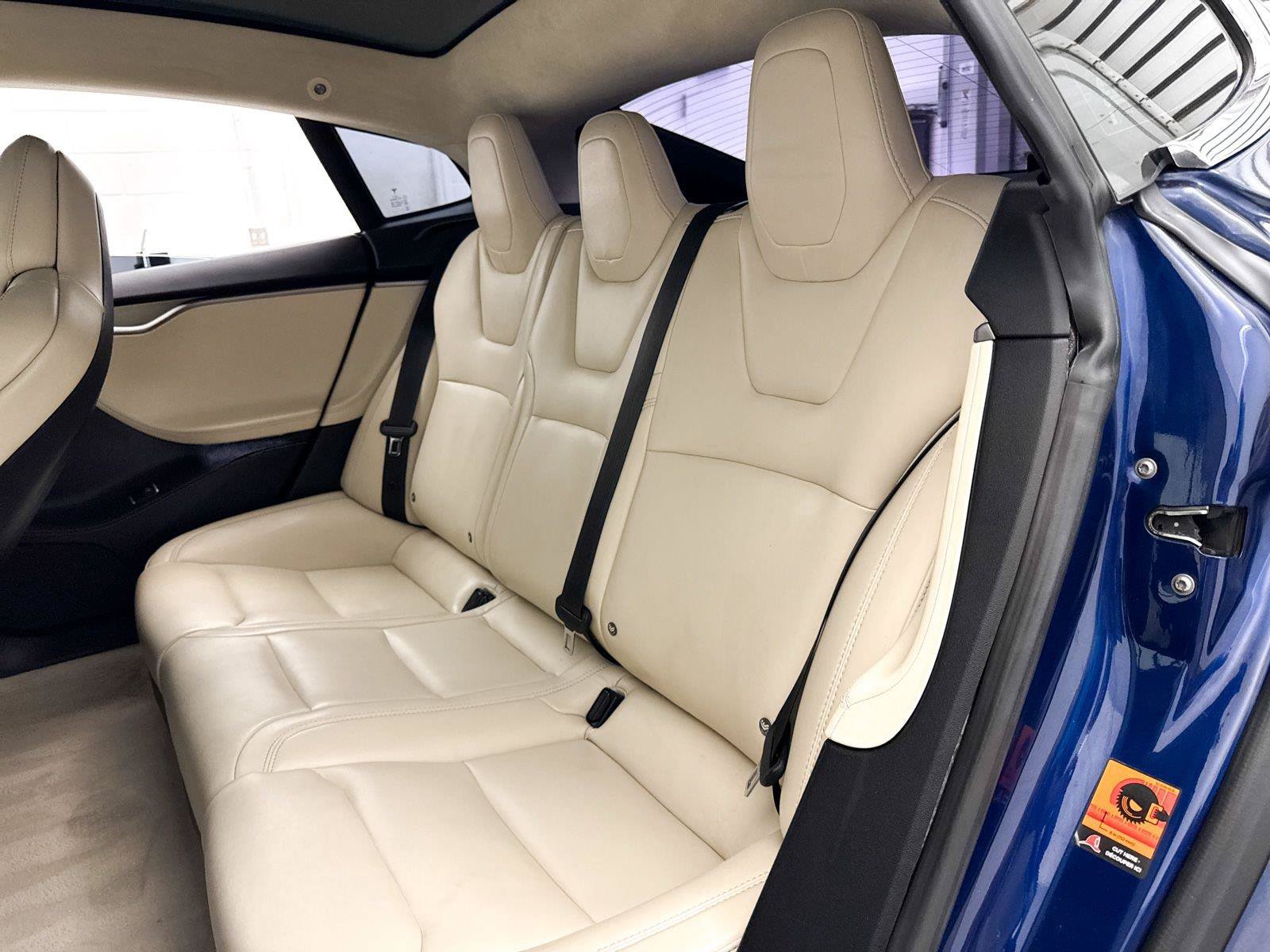Used 2018 Tesla Model S 75D AWD/4WD image 32