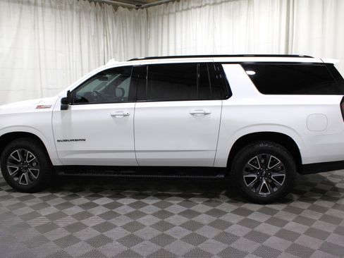 Used 2023 Chevrolet Suburban Z71 image 40