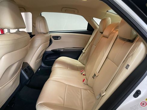 Used 2013 Toyota Avalon XLE FWD image 12