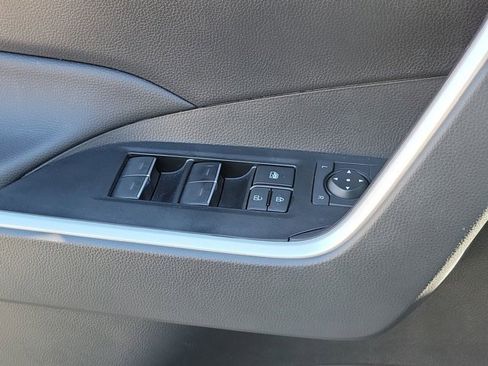 Used 2024 Toyota RAV4 AWD Hybrid image 29