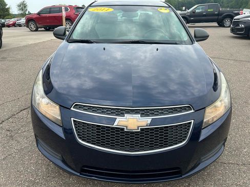 Used 2011 Chevrolet Cruze LS w/ Connectivity Package FWD image 2