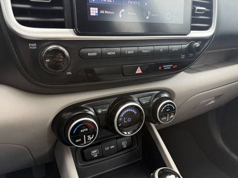 Used 2023 Hyundai Venue SEL w/ Cargo Package FWD image 26