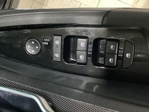 Used 2023 Kia Sportage SX Prestige image 21