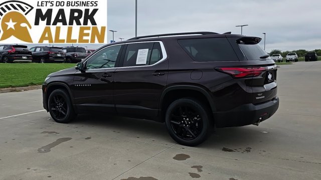 Used 2023 Chevrolet Traverse LT FWD image 6