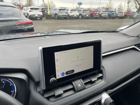 Used 2025 Toyota RAV4 LE image 18