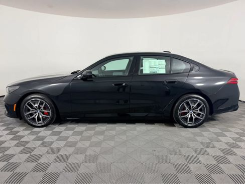 New 2027 BMW i5 eDrive40 w/ M Sport Package RWD image 6