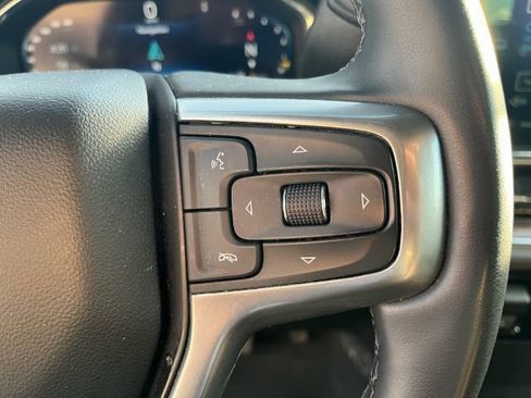 Used 2025 Chevrolet Silverado 1500 LT AWD/4WD image 23