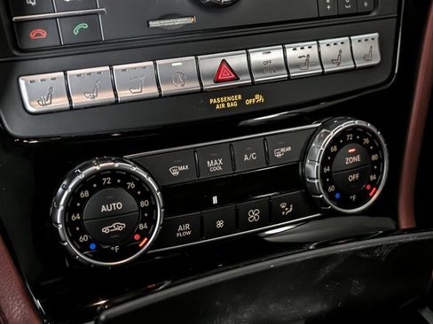 Used 2018 Mercedes-Benz SL 63 AMG image 39