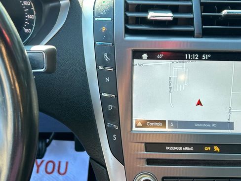 Used 2017 Lincoln MKZ Reserve image 26