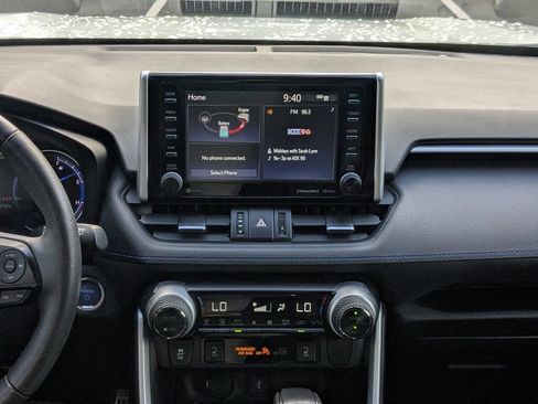 Used 2021 Toyota RAV4 XSE w/ XSE Grade Weather Package AWD/4WD image 16