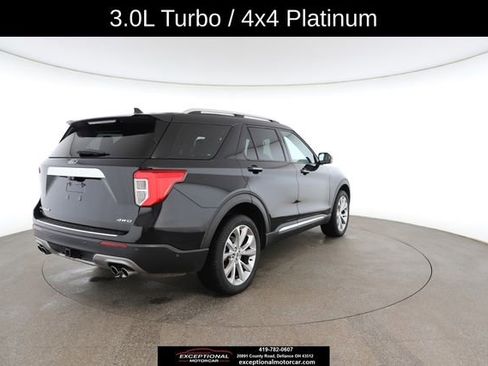 Used 2022 Ford Explorer Platinum w/ Equipment Group 601A image 18
