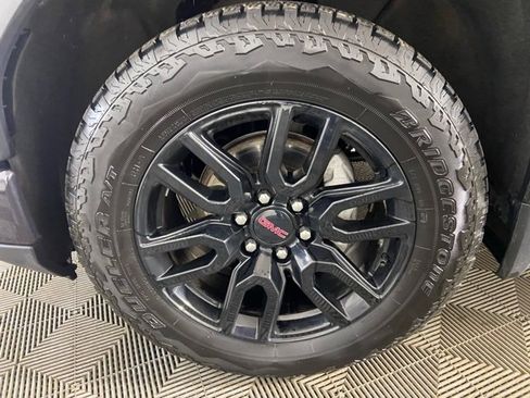 Used 2024 GMC Sierra 1500 Elevation image 27