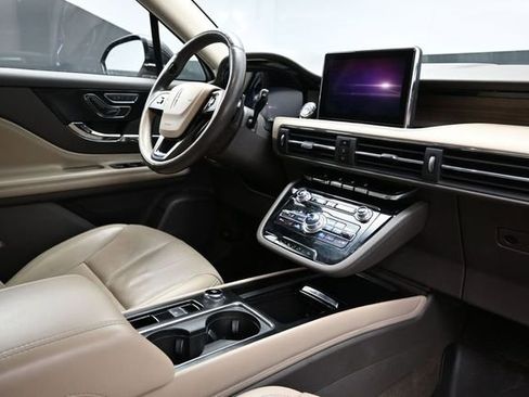 Used 2021 Lincoln Corsair Reserve AWD/4WD image 15