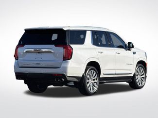 Used 2022 GMC Yukon Denali video 3