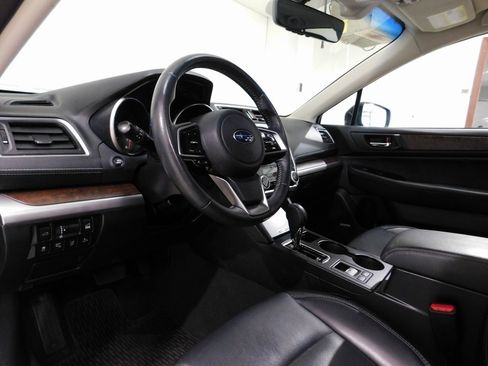 Used 2018 Subaru Outback 2.5i Limited image 33