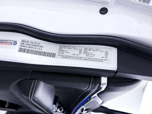 Used 2022 Jeep Grand Cherokee Overland w/ Luxury Tech Group IV image 43