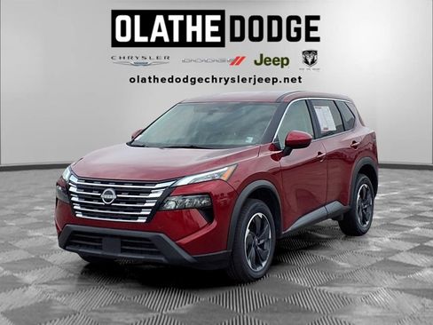 Used 2025 Nissan Rogue SV AWD/4WD image 1