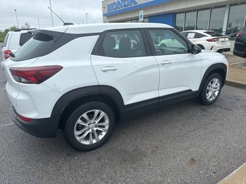 Used 2021 Chevrolet TrailBlazer LS AWD/4WD image 9