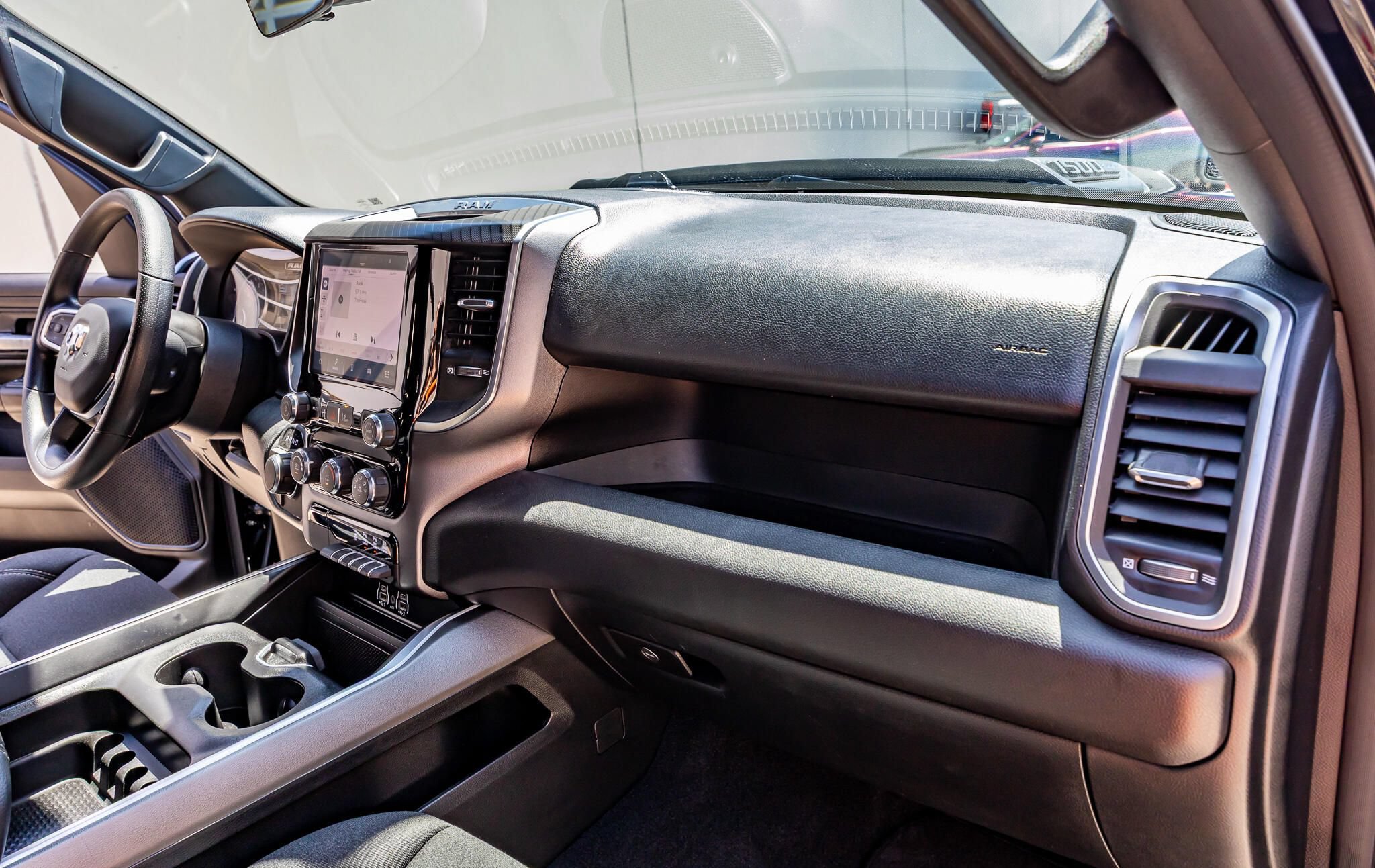 Used 2026 RAM 1500 Express AWD/4WD image 18