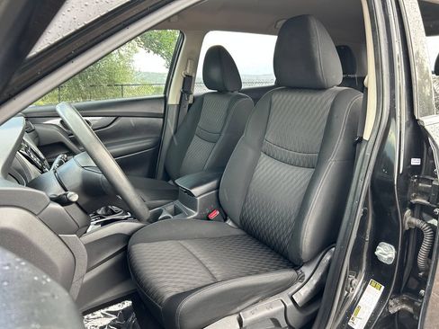 Used 2018 Nissan Rogue S AWD/4WD image 14