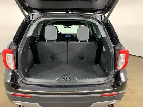 Used 2023 Ford Explorer Limited w/ Equipment Group 301A image 14