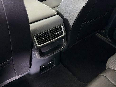 Used 2025 Volkswagen Atlas Cross Sport SE FWD image 26