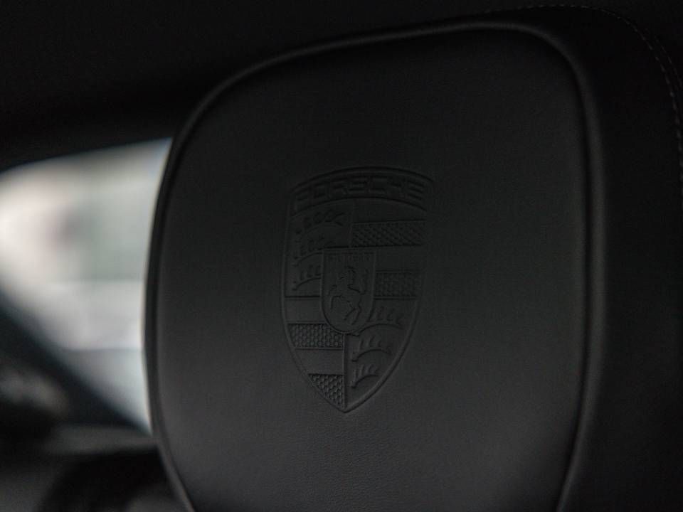 Certified 2026 Porsche Cayenne AWD/4WD image 25